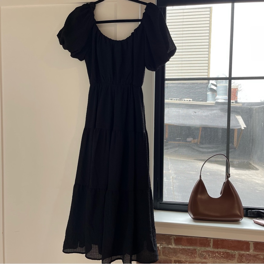 ASTR THE LABEL BLACK DRESS